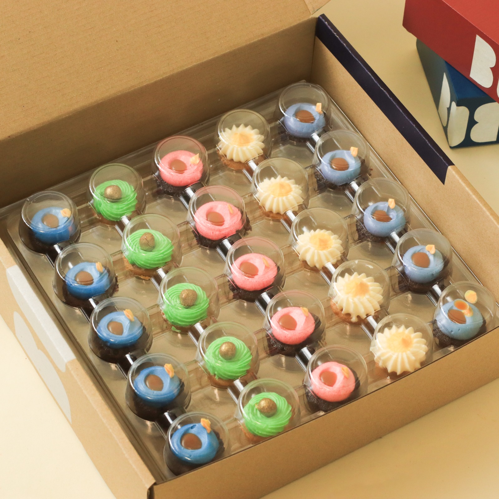 Mini Deepavali Assorted Cupcakes Set
